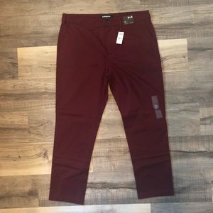 NWT 36x30 burgundy slim hyper stretch Express pants